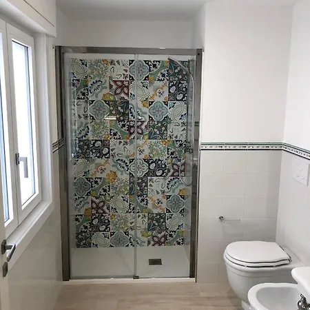 Le Terrazze Sul Mare Centro Frühstückspension