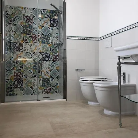 Le Terrazze Sul Mare Centro Frühstückspension *