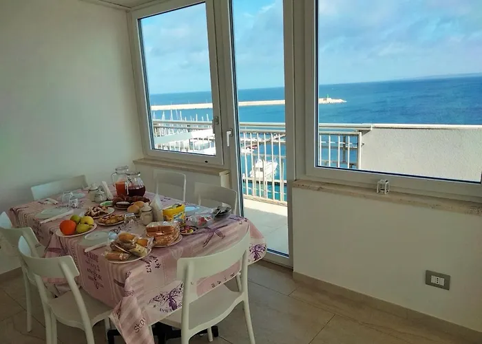 ベッド・アンド・ブレックファスト Le Terrazze Sul Mare Centro *